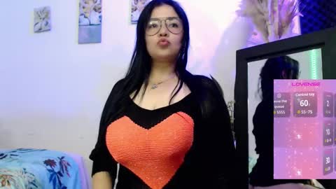 Dannia online show from 02.11.26