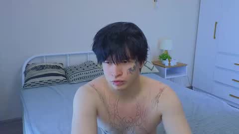 _dream_boys_ online show from 11.14.25