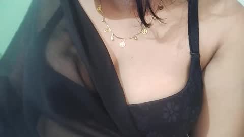 Snapshot of _dreamgirl_0 chatting on 02.23.26 _dreamgirl_0 online show from 02.23.26