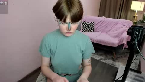 Luna    online show from 03.17.26