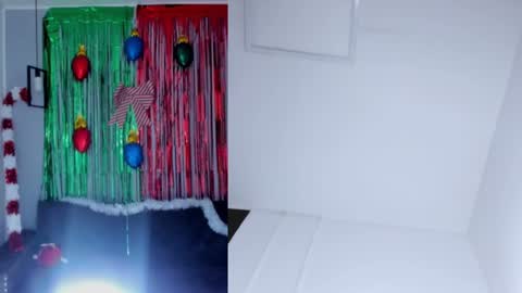 Snapshot of _dulcee_1 chatting on 12.16.24 Dulce online show from 12.16.24