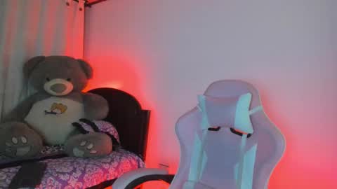 Snapshot of _elektrah chatting on 09.16.25 _elektrah online show from 09.16.25