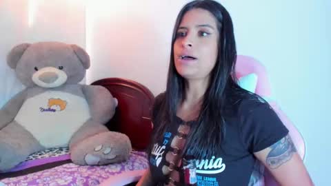 Snapshot of _elektrah chatting on 09.19.25 _elektrah online show from 09.19.25