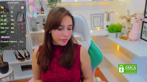 Snapshot of _eliizabeth__ chatting on 12.16.24 Lizzy online show from 12.16.24