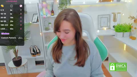 Snapshot of _eliizabeth__ chatting on 12.30.24 Lizzy online show from 12.30.24