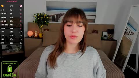 Snapshot of _eliizabeth__ chatting on 03.08.25 Lizzy online show from 03.08.25