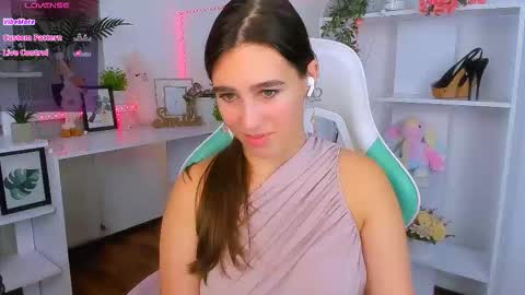 Lizzy  online show from 10.27.25