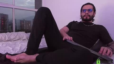  -         online show from 11.24.25