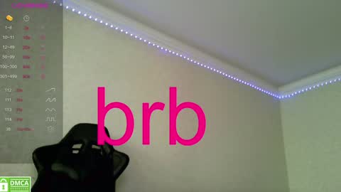 chloue and Gretta online show from 01.09.25