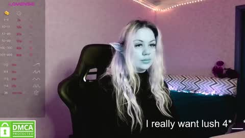 chloue and Gretta online show from 02.26.25