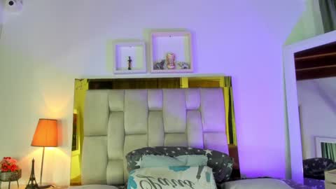 Snapshot of _emily_r chatting on 01.14.25 Isabella online show from 01.14.25