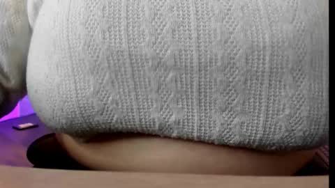 Snapshot of _emily_rosee_ chatting on 10.25.25 Emily  online show from 10.25.25