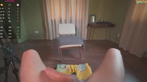 Snapshot of _encisseria_ chatting on 06.15.26 Teriel Vivi online show from 06.15.26