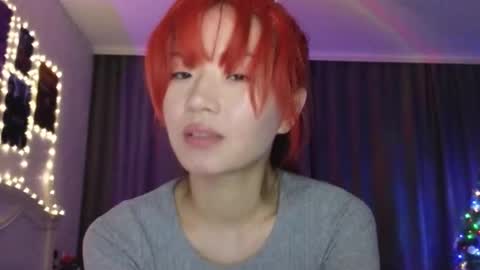 Snapshot of _eve____ chatting on 12.27.24 EveEva online show from 12.27.24