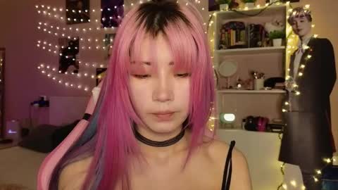 EveEva online show from 03.02.26