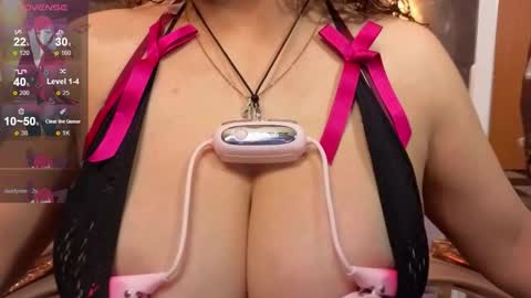  evoni  online show from 11.07.25