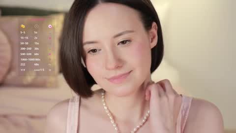 Snapshot of _female_essence_ chatting on 02.24.25 Essie online show from 02.24.25