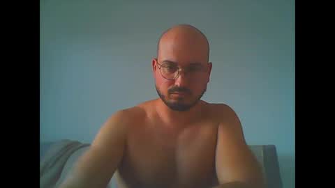 Snapshot of _flav90_ chatting on 12.14.25 _flav90_ online show from 12.14.25