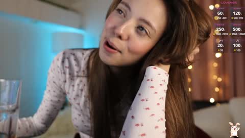 Goldy Grace online show from 01.11.25