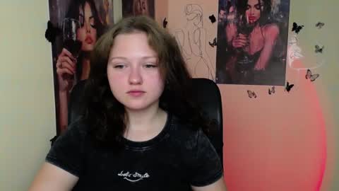 Snapshot of _foxy_lady chatting on 07.14.26 Alice online show from 07.14.26