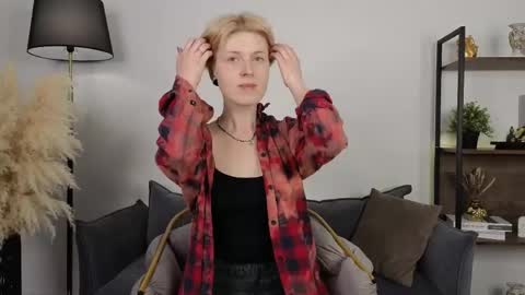 Snapshot of _freirene chatting on 02.28.26 Iren online show from 02.28.26