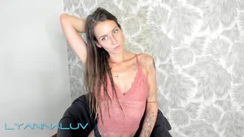 Lyanna and Derek online show from 02.01.25