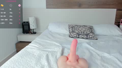 Snapshot of _fullmoon chatting on 12.26.24  fullmoon online show from 12.26.24