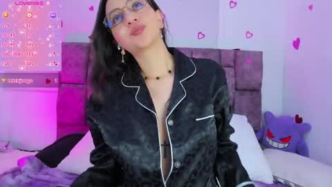 Snapshot of _gabbyx_ chatting on 04.21.26 Gabby online show from 04.21.26