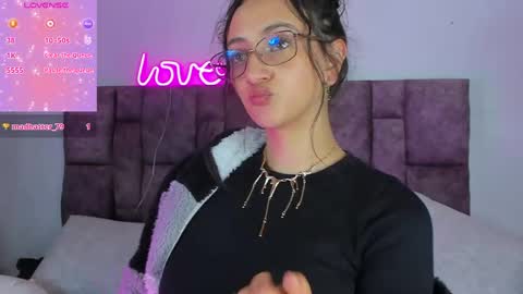 Snapshot of _gabbyx_ chatting on 05.25.26 Gabby online show from 05.25.26