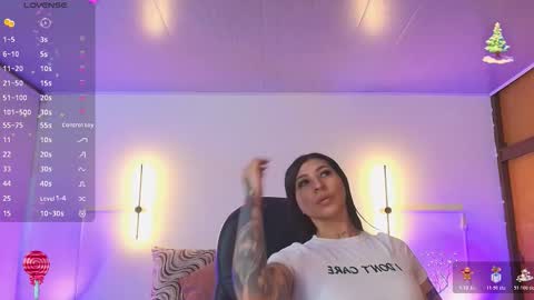  Juliana   Gaby   Kloe online show from 11.28.25