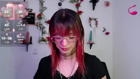 Snapshot of _galya_ chatting on 04.28.26 Galya online show from 04.28.26