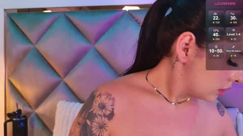 Snapshot of _giggy chatting on 11.10.25 _giggy online show from 11.10.25