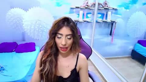 _gold_strawberry_ online show from 06.11.26