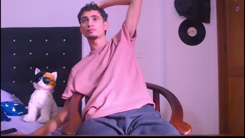 Snapshot of _gsusss chatting on 11.06.25 GsusssFeets online show from 11.06.25