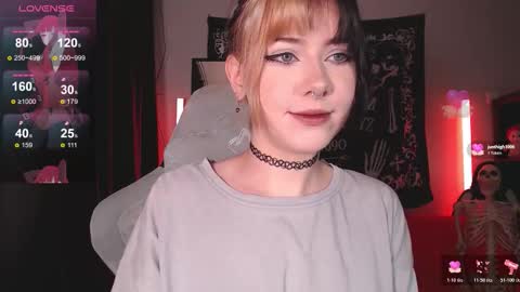 Tori online show from 11.21.25