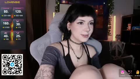 Tori online show from 04.13.26