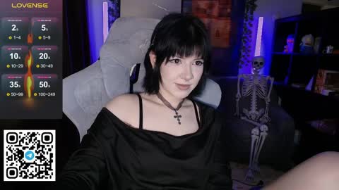 Snapshot of _gummybears_ chatting on 06.06.26 Tori online show from 06.06.26
