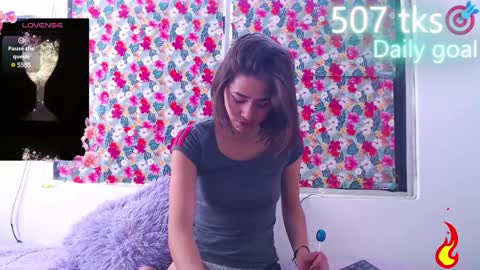 Gwen online show from 01.15.25