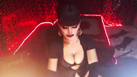 GoDDess  Chloe online show from 12.22.24