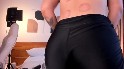 Hanna johnson online show from 01.28.25