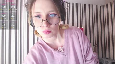 Snapshot of _hanna_moon_ chatting on 02.05.25 Hannaolotl online show from 02.05.25