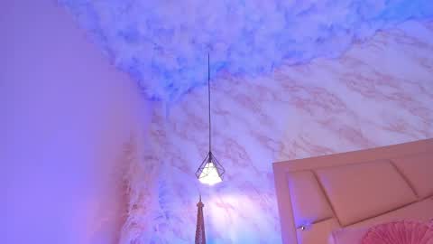 Hollywood online show from 04.10.26