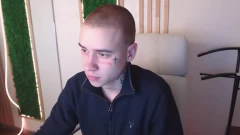 Snapshot of _honeyberry_ chatting on 03.04.26 _honeyberry_ online show from 03.04.26