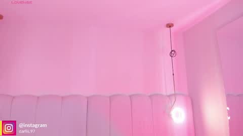 Snapshot of _huge_boobs_ebony chatting on 02.14.26 Darlis online show from 02.14.26