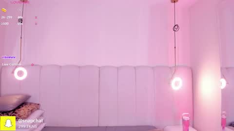 Snapshot of _huge_boobs_ebony chatting on 02.17.26 Darlis online show from 02.17.26