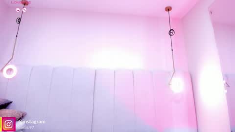 Snapshot of _huge_boobs_ebony chatting on 02.25.26 Darlis online show from 02.25.26