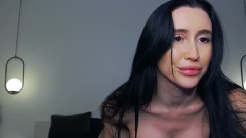 Mary online show from 12.23.24