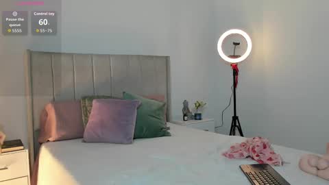 Snapshot of _im_megan chatting on 02.17.26 Megan online show from 02.17.26