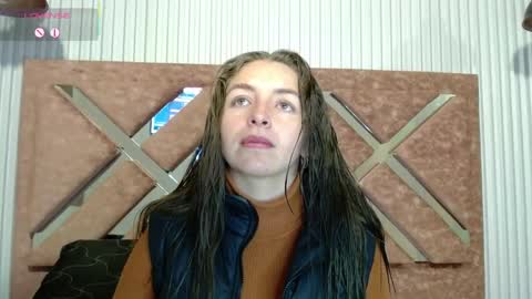 Snapshot of _isaabellaa chatting on 04.30.26 Isa online show from 04.30.26