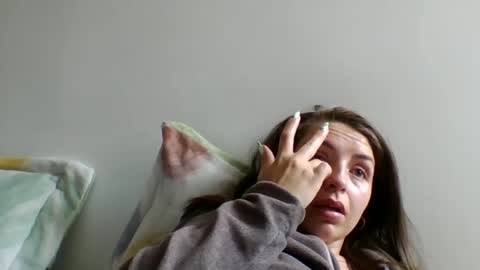 Snapshot of _isaabellaa chatting on 05.13.26 Isa online show from 05.13.26